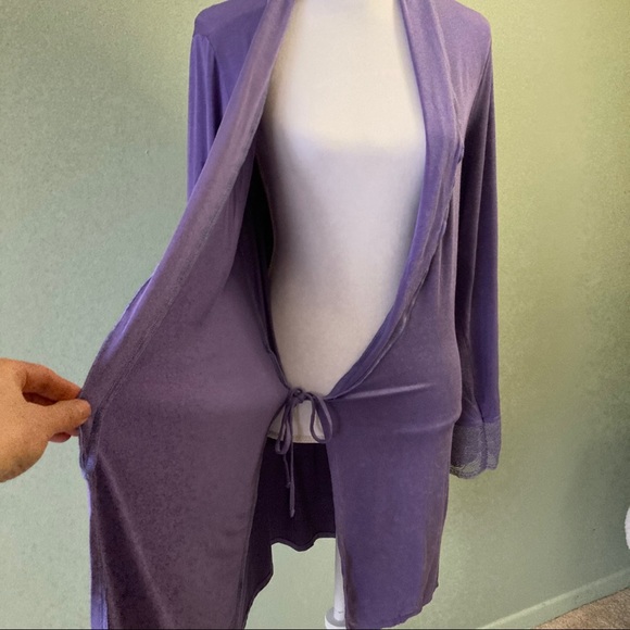 Intimint Robe - Picture 3 of 7